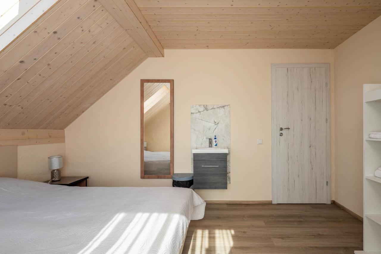 Kuren Hostel Karklė Exteriör bild