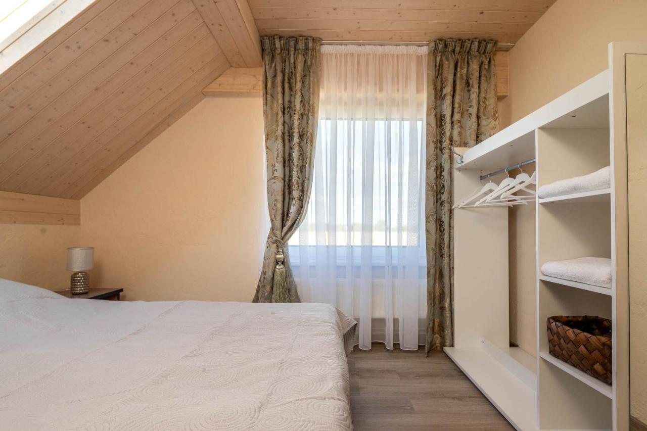 Kuren Hostel Karklė Exteriör bild